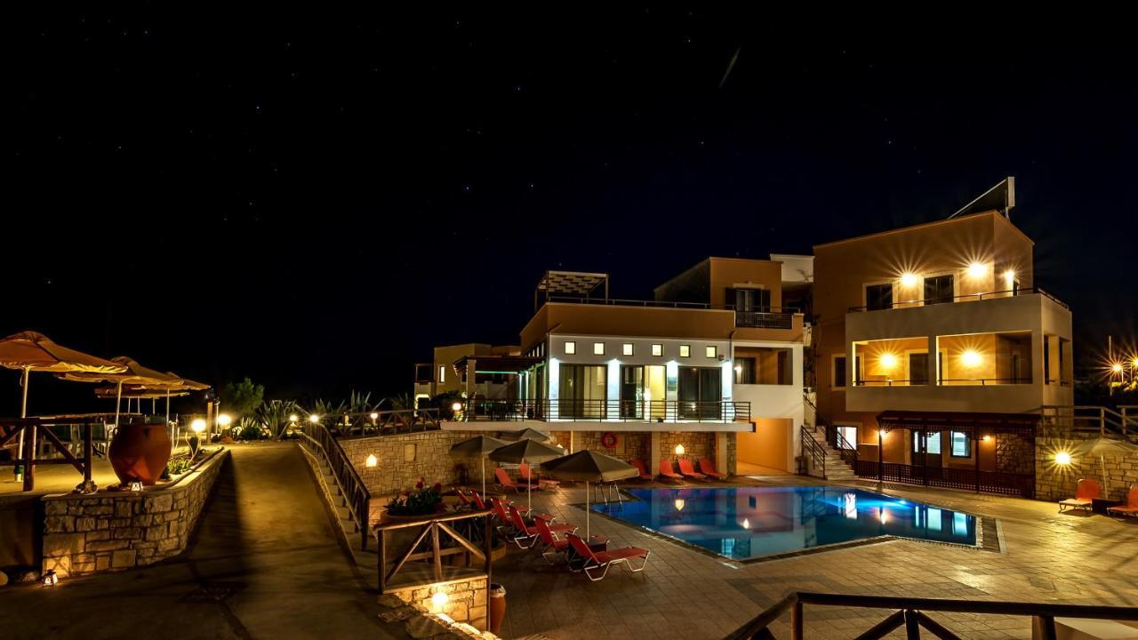Alkionis Beach Hotel Apartments Sfáka Екстериор снимка