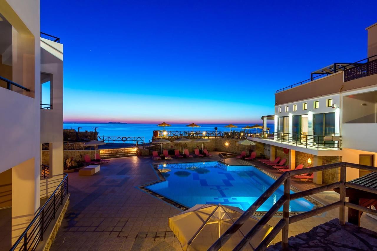 Alkionis Beach Hotel Apartments Sfáka Екстериор снимка
