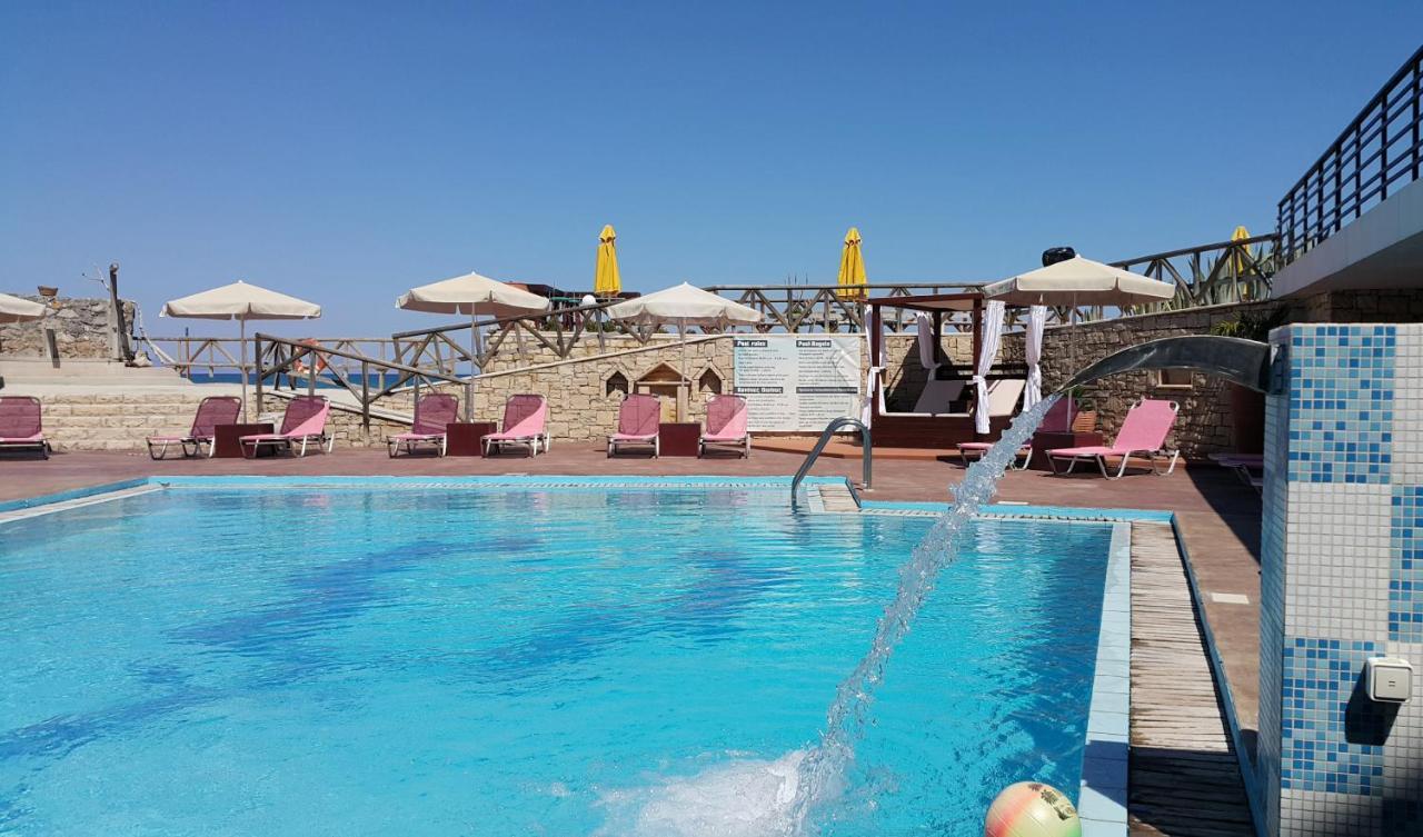 Alkionis Beach Hotel Apartments Sfáka Екстериор снимка