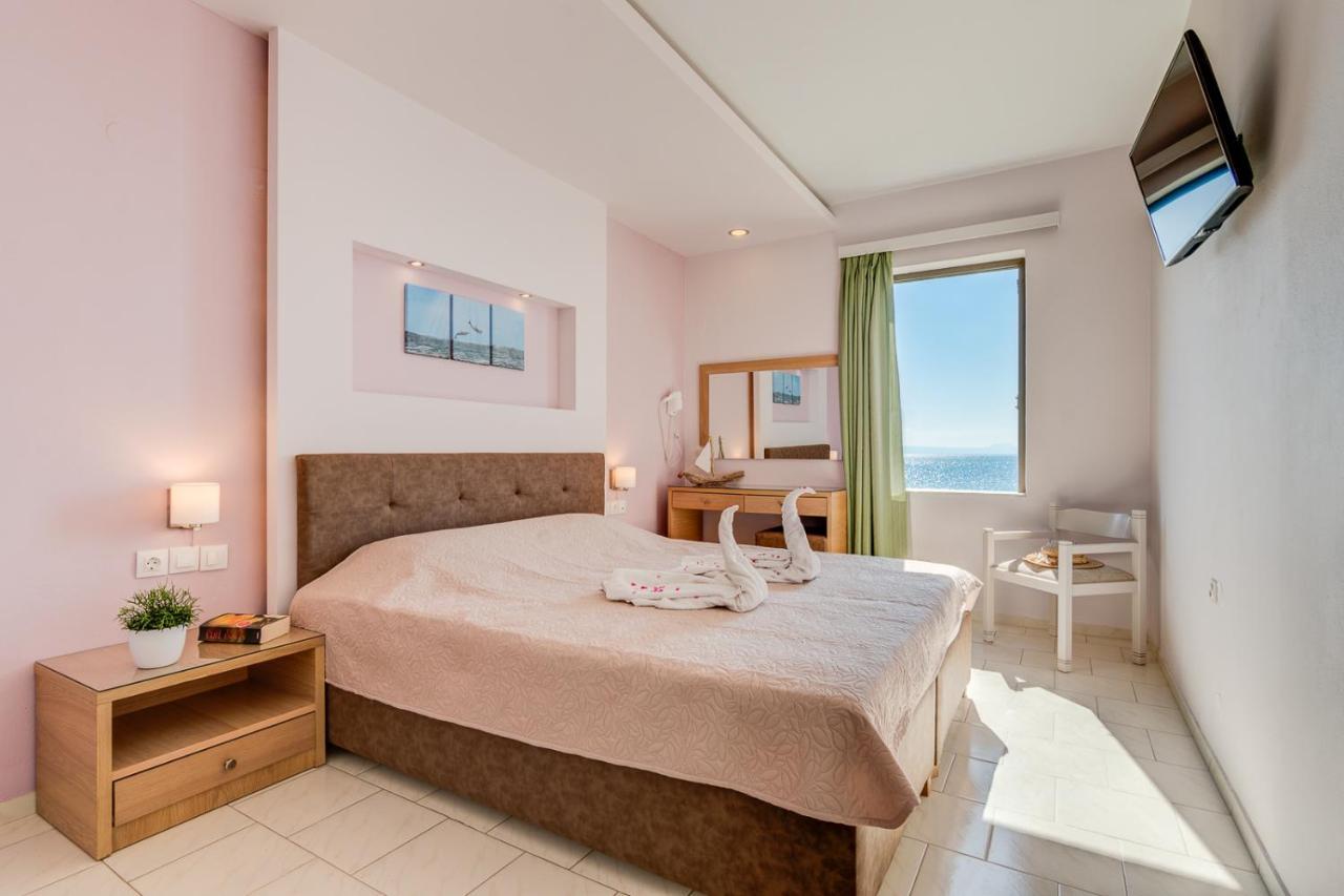 Alkionis Beach Hotel Apartments Sfáka Екстериор снимка